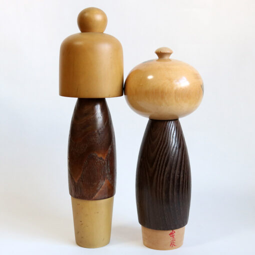 Back Of A Vintage Usaubro Kokeshi Pair