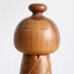 Vintage Kokeshi Doll by Issetsu Kuribayashi Face