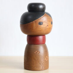 Vintage Kokeshi Doll By Yamanaka Sanpei Right