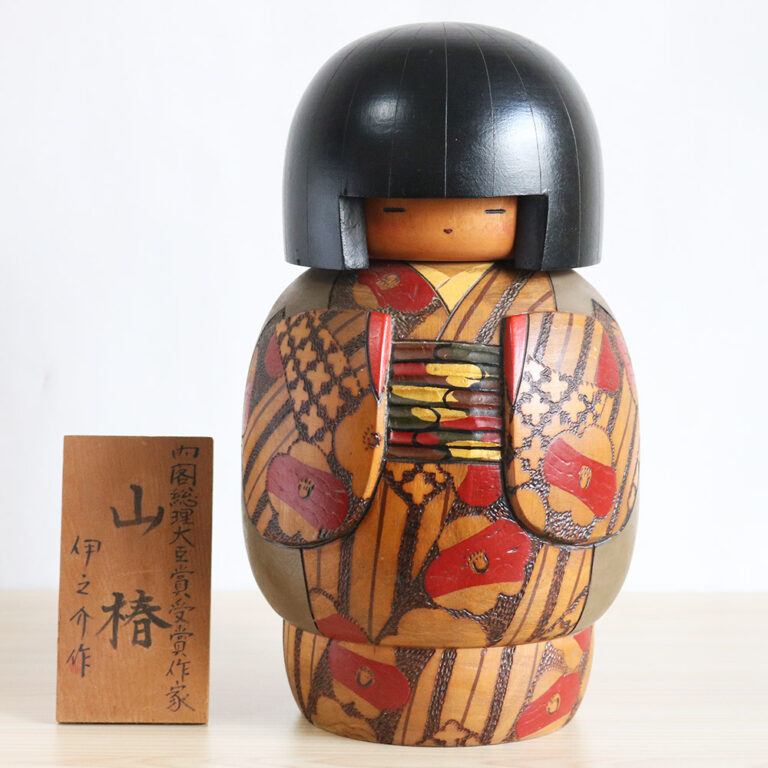 Vintage Kokeshi Doll Set by Yamanaka Sanpei Kokeshi Japan