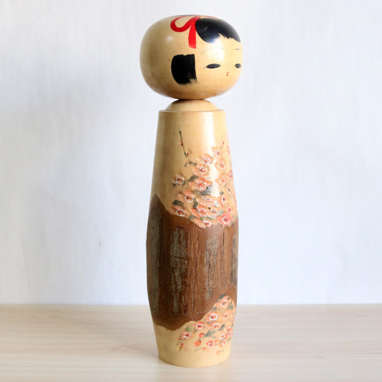 Shingata Kokeshi Doll by Katsumi Sasaki - Kokeshi Japan