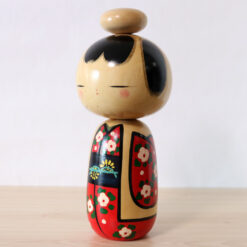 Kano Chiyomatsu Vintage Kokeshi Doll Waiting For Spring Left