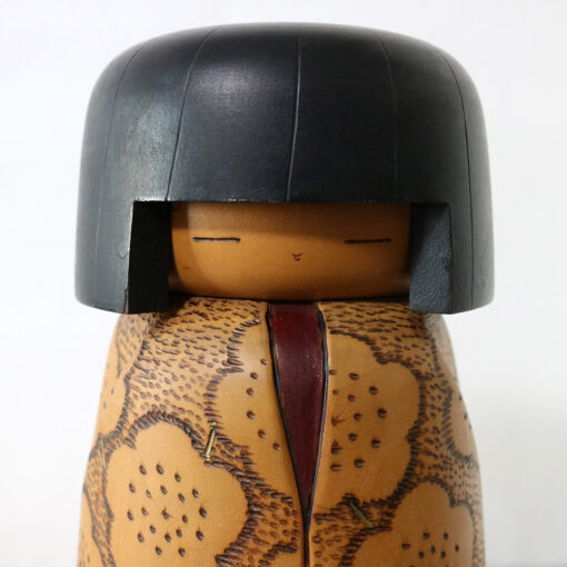 Yoshio Otani Kokeshi Waiting For Spring Face