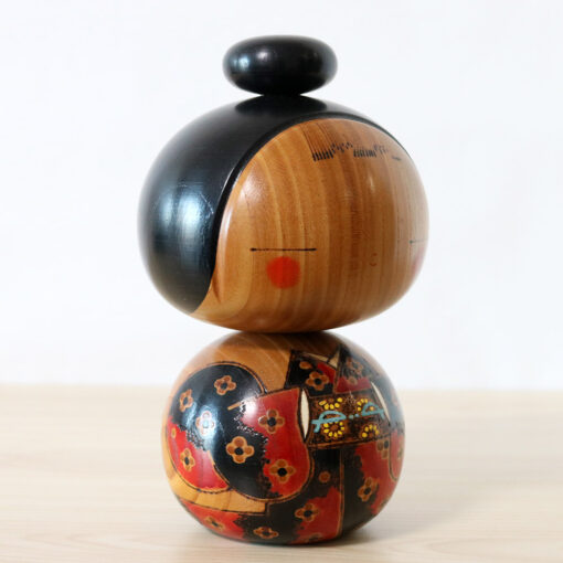 Kano Chiyomatsu Kokeshi Doll Kabi Right