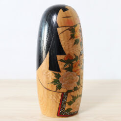 Sato Suigai Vintage Kokeshi Doll Fuki Right