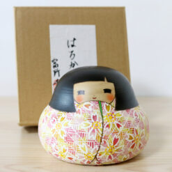 Chiya Tomidokoro Kokeshi Doll Spring Wind