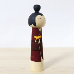 Issetsu Kuribayashi The Sound Of The Reed Kokeshi Doll Right