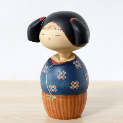 Sekiguchi Sansaku Kokeshi Doll Osage Left