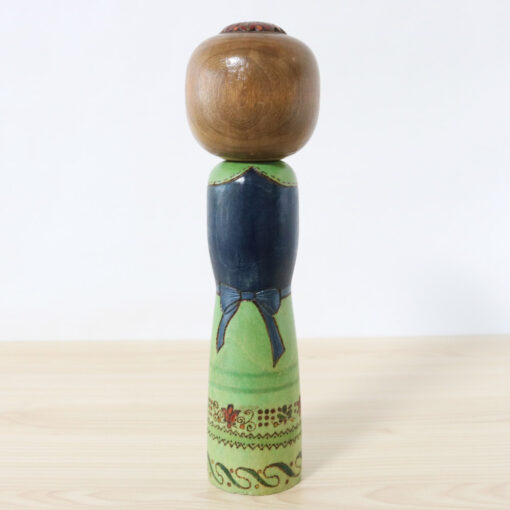 Shirahama Kumiko Kokeshi Doll Harenohi Back