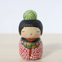 Yahagi Ichiko Kokeshi Doll Kanoko Front