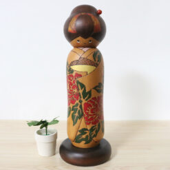 Sekiguchi Sansaku Vintage Japanese Kokeshi Doll Peony