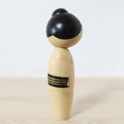 Sekiguchi Sansaku Vintage Kokeshi Doll Hajirai Back