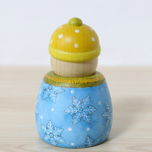 Fumio Tomidokoro Kokeshi Doll Snowy Day Back