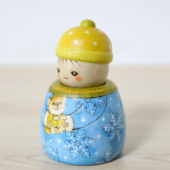 Fumio Tomidokoro Kokeshi Doll Snowy Day Left