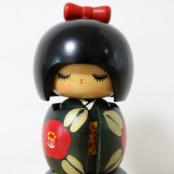 Miyashita Hajime Vintage Kokeshi Doll Hananoyosoi Face