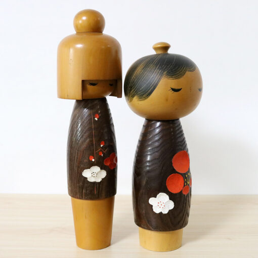 Okamoto Usaburo 2 Vintage Kokeshi Dolls Set Right