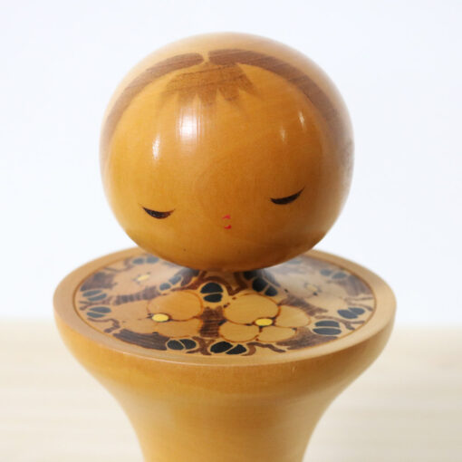 Kano Chiyomatsu Kokeshi Doll Gentle Breeze Face