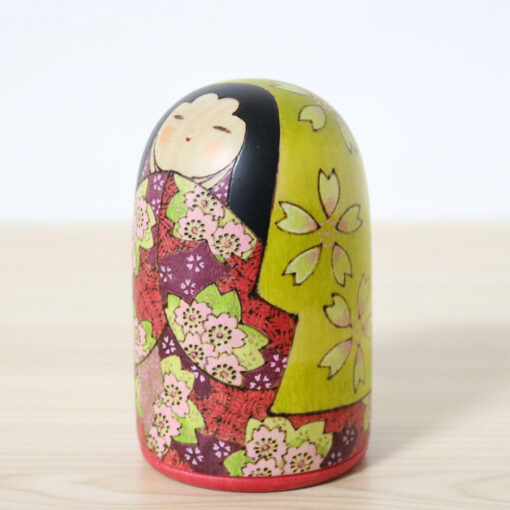 Fumio Tomidokoro Kokeshi Doll Sakuraharu Left