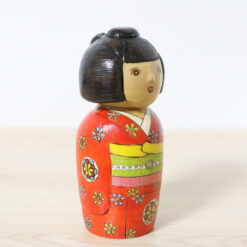 Yoshihara Kazuyuki Creative Kokeshi Doll Right