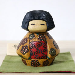 Watanabe Kunihiko Creative Kokeshi Doll Girl