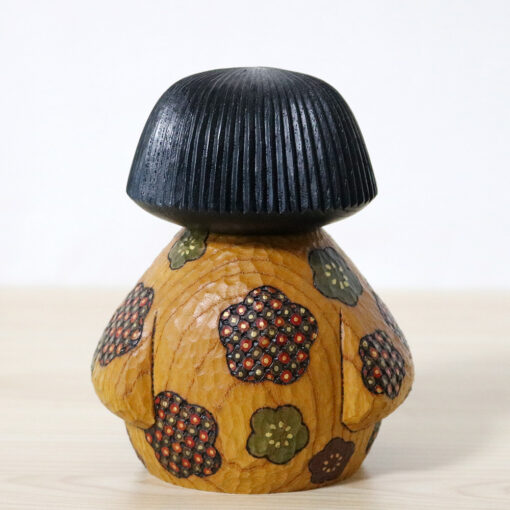 Watanabe Kunihiko Creative Kokeshi Doll Girl Back