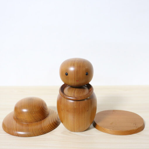 Yakusugi Kokeshi Doll With Removable Hat 18cm Separate