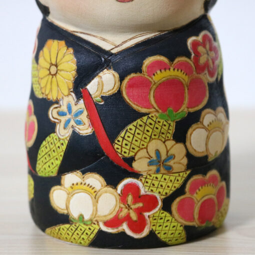 Yuko Yamazaki Creative Kokeshi Doll Osumashi Kimono