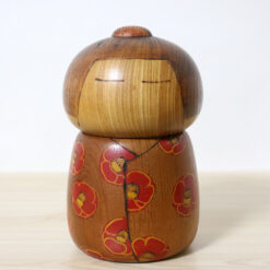 Sekiguchi Toa Vintage Kokeshi Doll Camellia