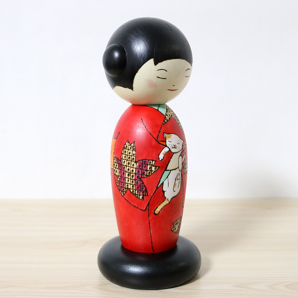 Oki Yasunobu Creative Kokeshi Doll Tomodachi Right