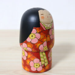 Fumio Tomidokoro Creative Kokeshi Doll Hanaemi Right