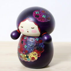 Sekiguchi Sansaku Kokeshi Doll Ajisai Left