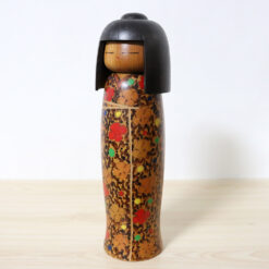 Sekiguchi Toa Vintage Kokeshi Doll Flower Garden Left
