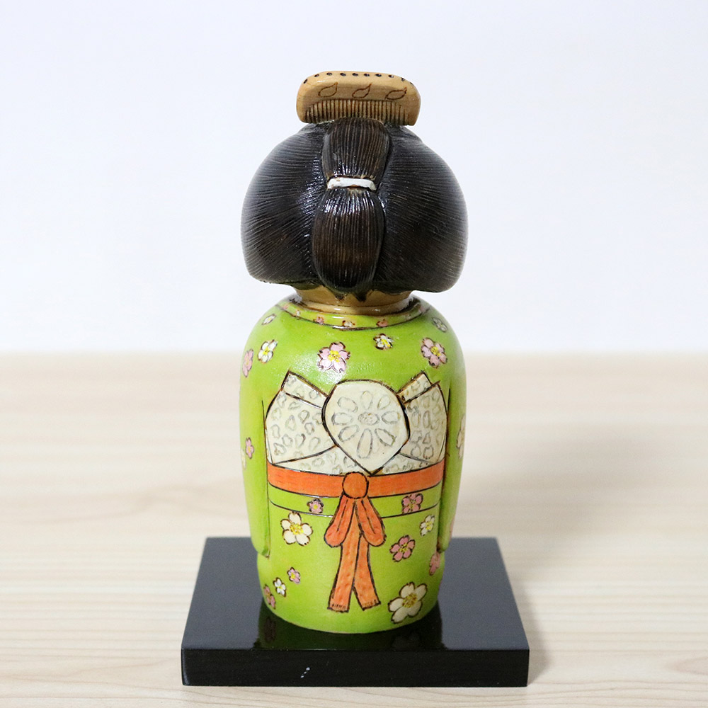 Yoshihara Kazuyuki Kokeshi Doll Sakura Chan Back