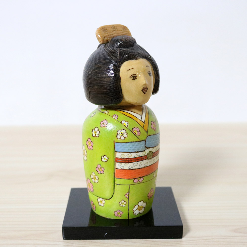 Yoshihara Kazuyuki Kokeshi Doll Sakura Chan Right