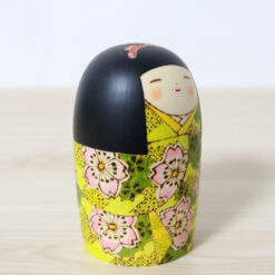 Fumio Tomidokoro Kokeshi Doll Sakura Wind Right