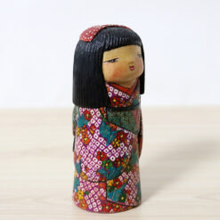 Ichiko Yahagi Kokeshi Doll Chizuru Right