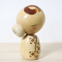 Kano Chiyomatsu Vintage Kokeshi Doll With Hair Bun Right