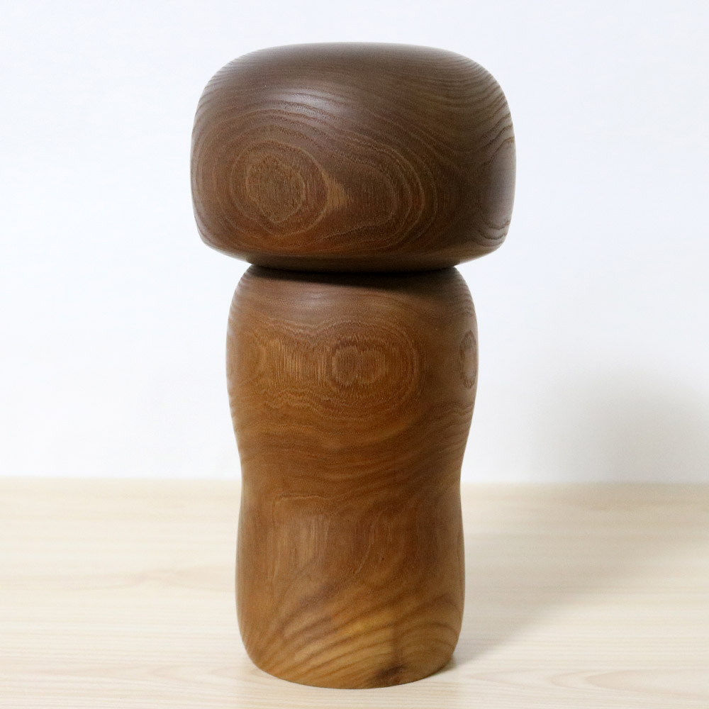 Kato Masami Vintage Kokeshi Doll Camelia Child Back