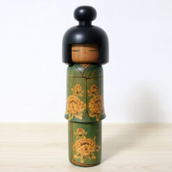 Sato Suigai Green Vintage Kokeshi