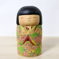 Yamazaki Yuko Kokeshi Doll Sakurasakura Front