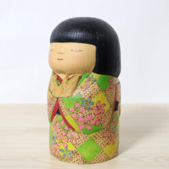 Yamazaki Yuko Kokeshi Doll Sakurasakura Left