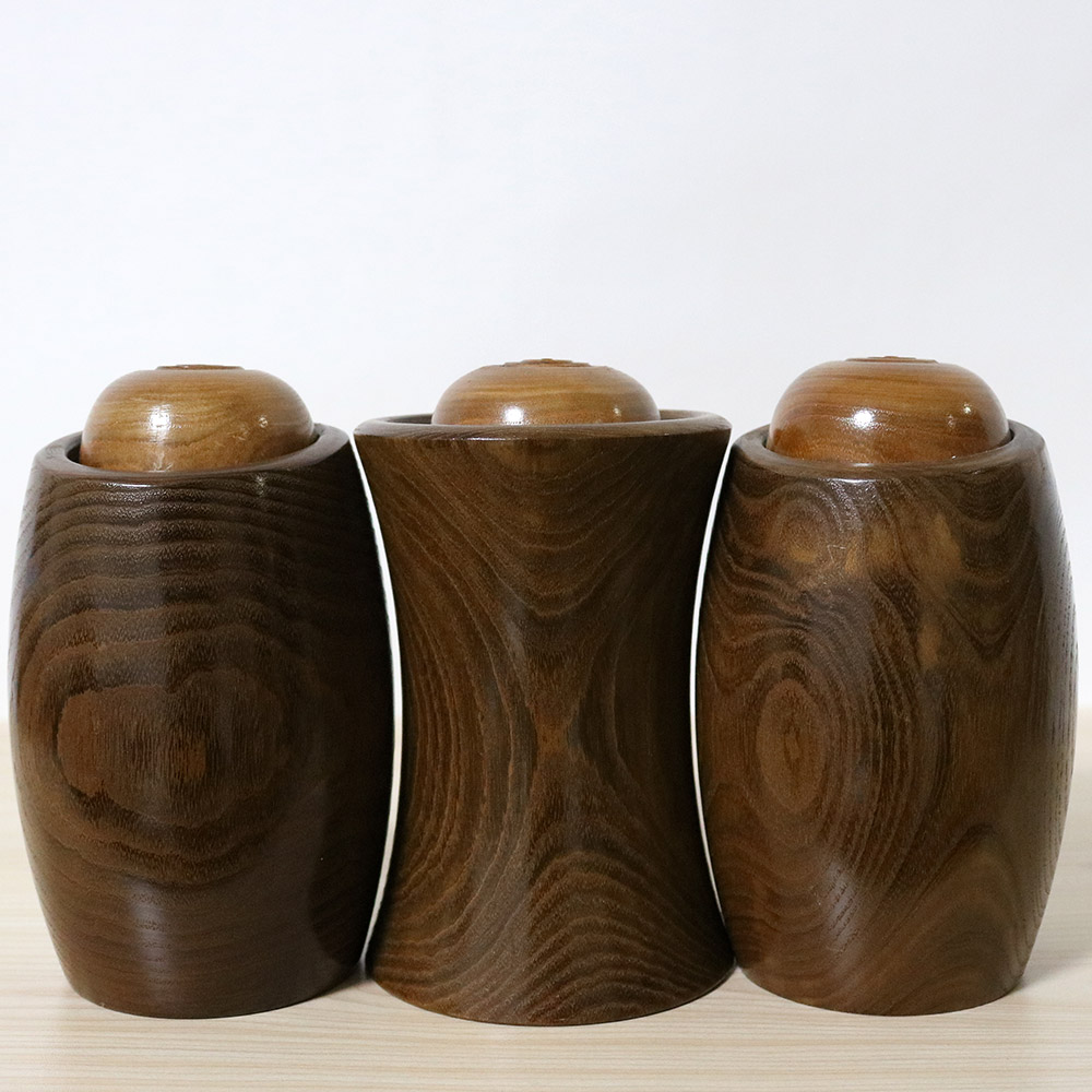 Miyajima Muhitsu Kokeshi Doll Set Quiet Thoughts Back