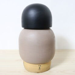 Kobayashi Inosuke Kokeshi Doll Mountain Camellia Back