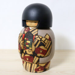 Kobayashi Inosuke Kokeshi Doll Mountain Camellia Left