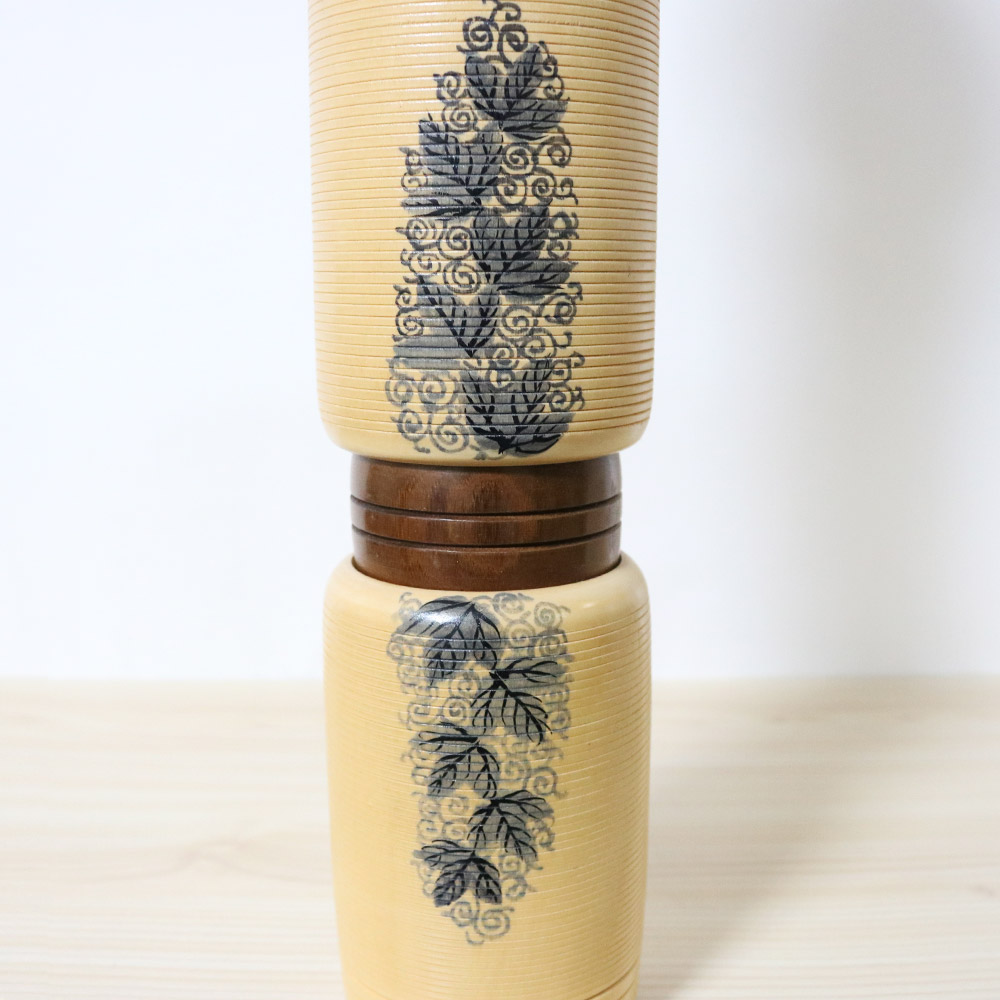 Sato Suigai Vintage Kokeshi Doll Quiet Feelings Decoration