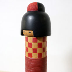 Sekiguchi Sansaku Vintage Kokeshi Doll Checkered Kimono Face Left