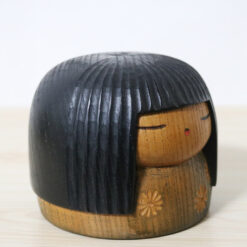 Yamanaka Sanpei Vintage Sosaku Kokeshi Doll Right