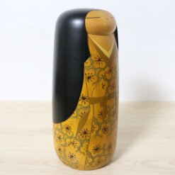 Yoshida Takashi Vintage Kokeshi Kasugano Right