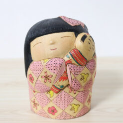 Yuko Yamazaki Kokeshi Doll Pink Itoshigo Front