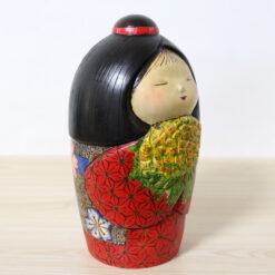 Chiyomi Horiuchi Creative Kokeshi Inoribana Right
